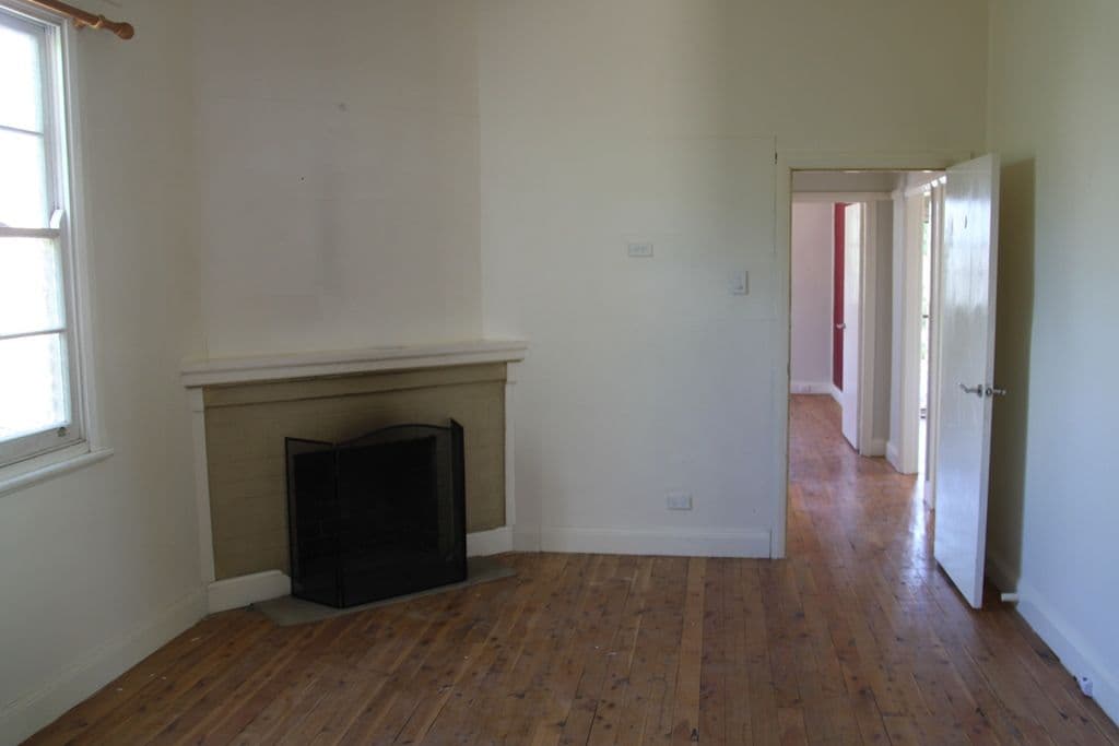 7 Hyman Street, Tamworth NSW 2340, North Tamworth - Thumbnail 2