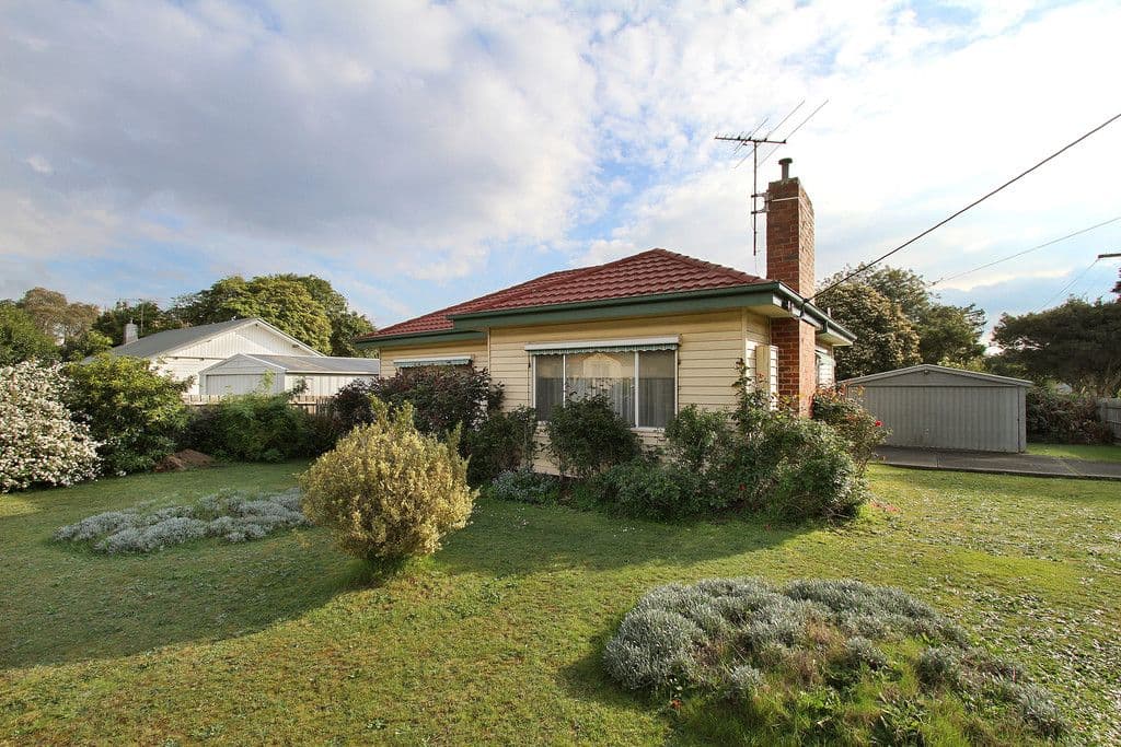 22 GLENDALE Court, KILSYTH VIC 3137, Kilsyth - Thumbnail 2