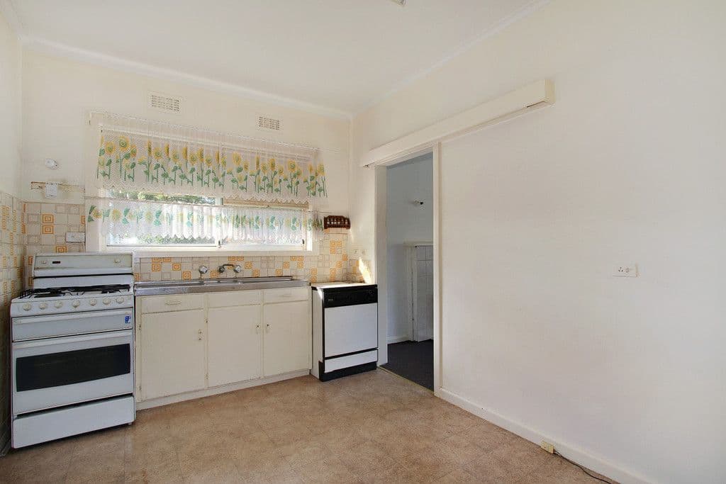 22 GLENDALE Court, KILSYTH VIC 3137, Kilsyth - Thumbnail 6