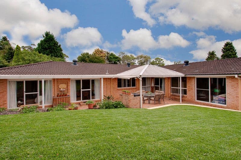 7 Castlewood Drive, CASTLE HILL NSW 2154, Castle Hill - Image 1
