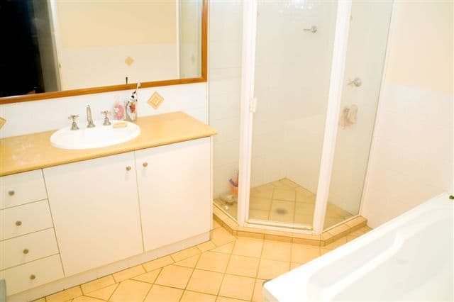 2004/18 Enderley Avenue, Surfers Paradise, QLD, 4217, Surfers Paradise - Thumbnail 7