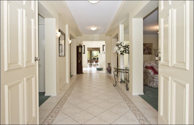 34 Viewgrand Way, GREENSBOROUGH VIC 3088, Greensborough - Thumbnail 2