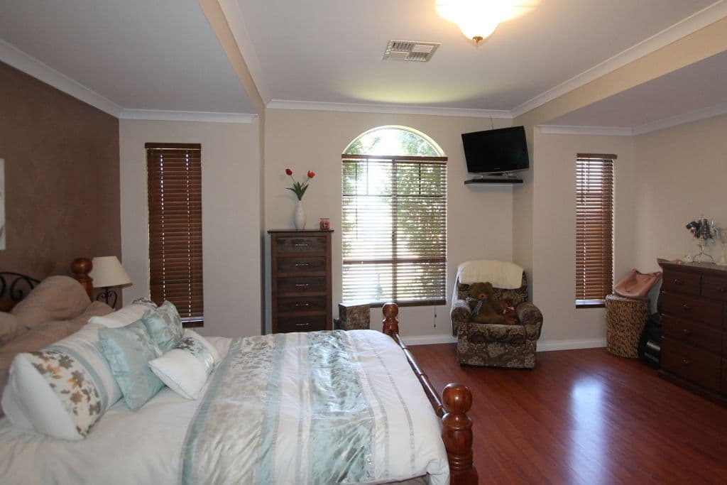 55 Landsdale Road, Darch WA 6065, Darch - Thumbnail 4