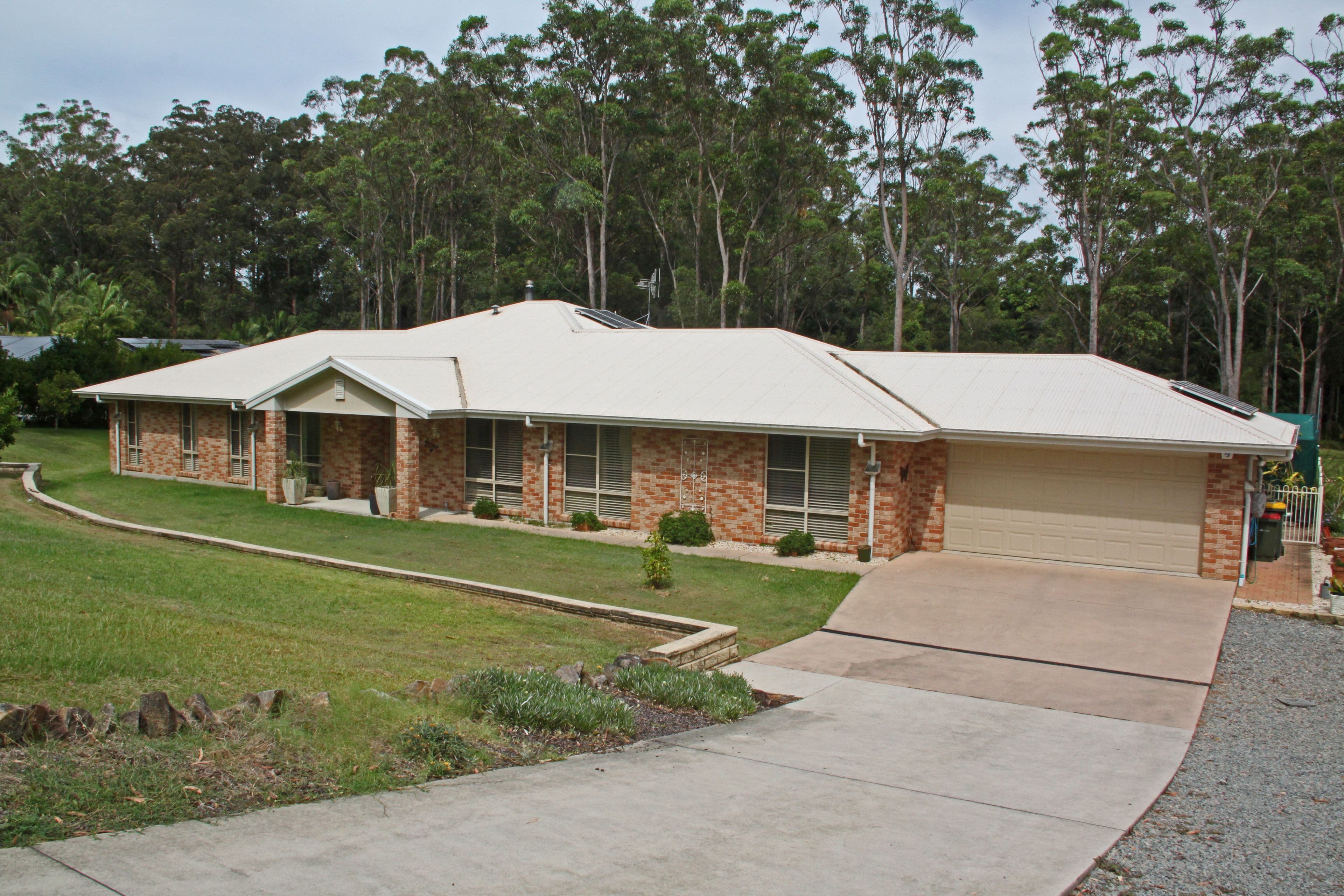 10 Ferntree Court, Kew - Image 1