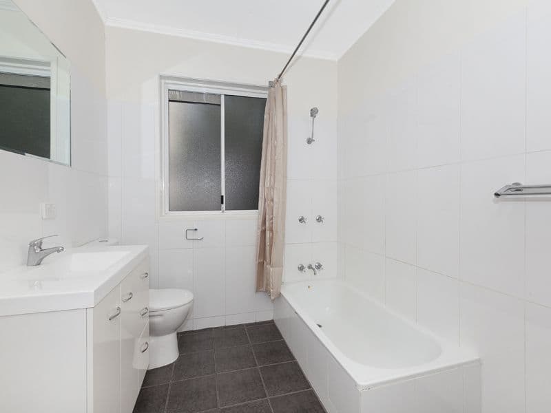 3 Frank Street, GRACEVILLE QLD 4075, Graceville - Thumbnail 3