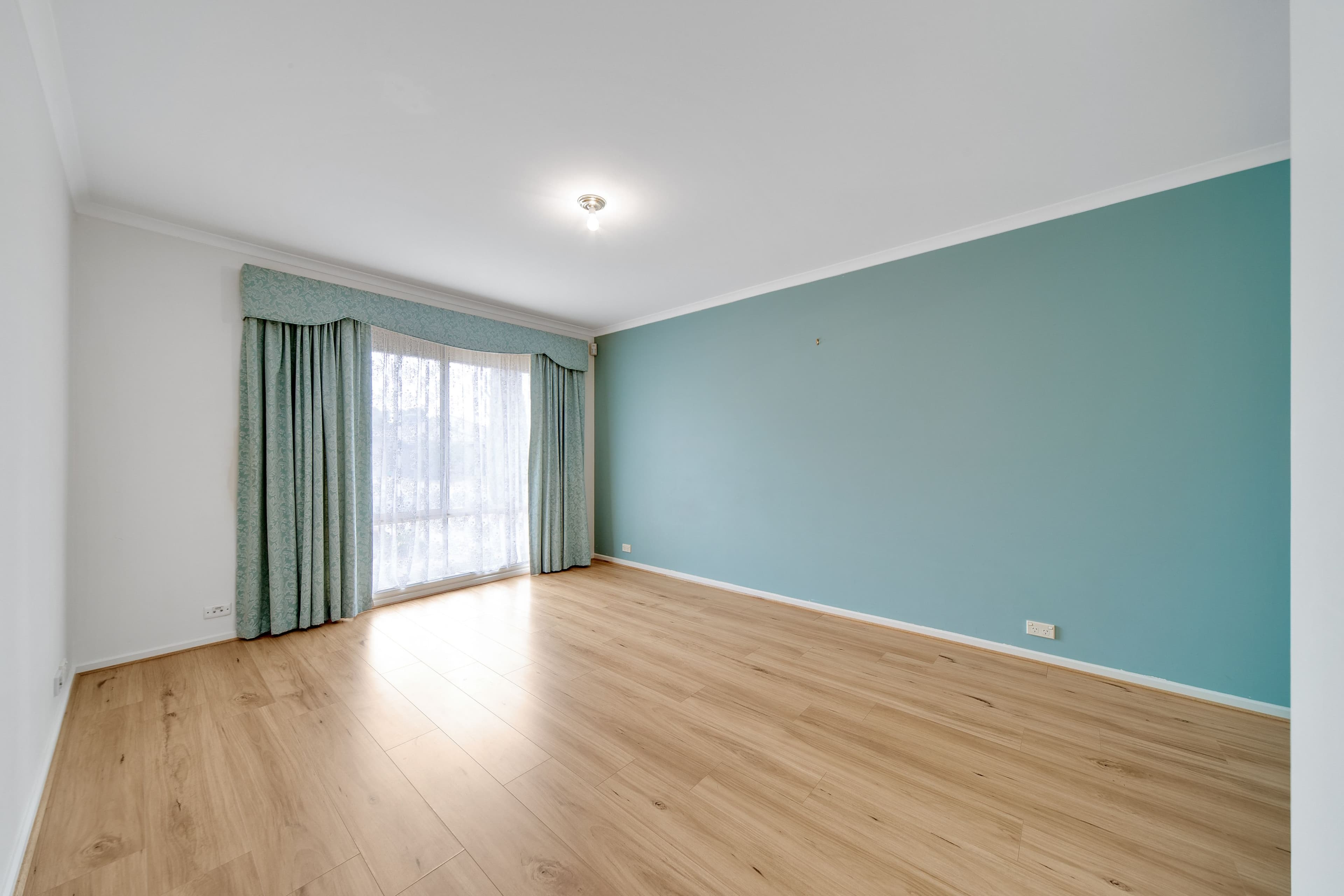 42 Van Leeuwen Drive, Pooraka SA 5095, Pooraka - Thumbnail 5