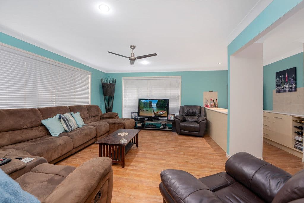5 Dotterel Crescent, North Lakes QLD 4509, North Lakes - Thumbnail 5