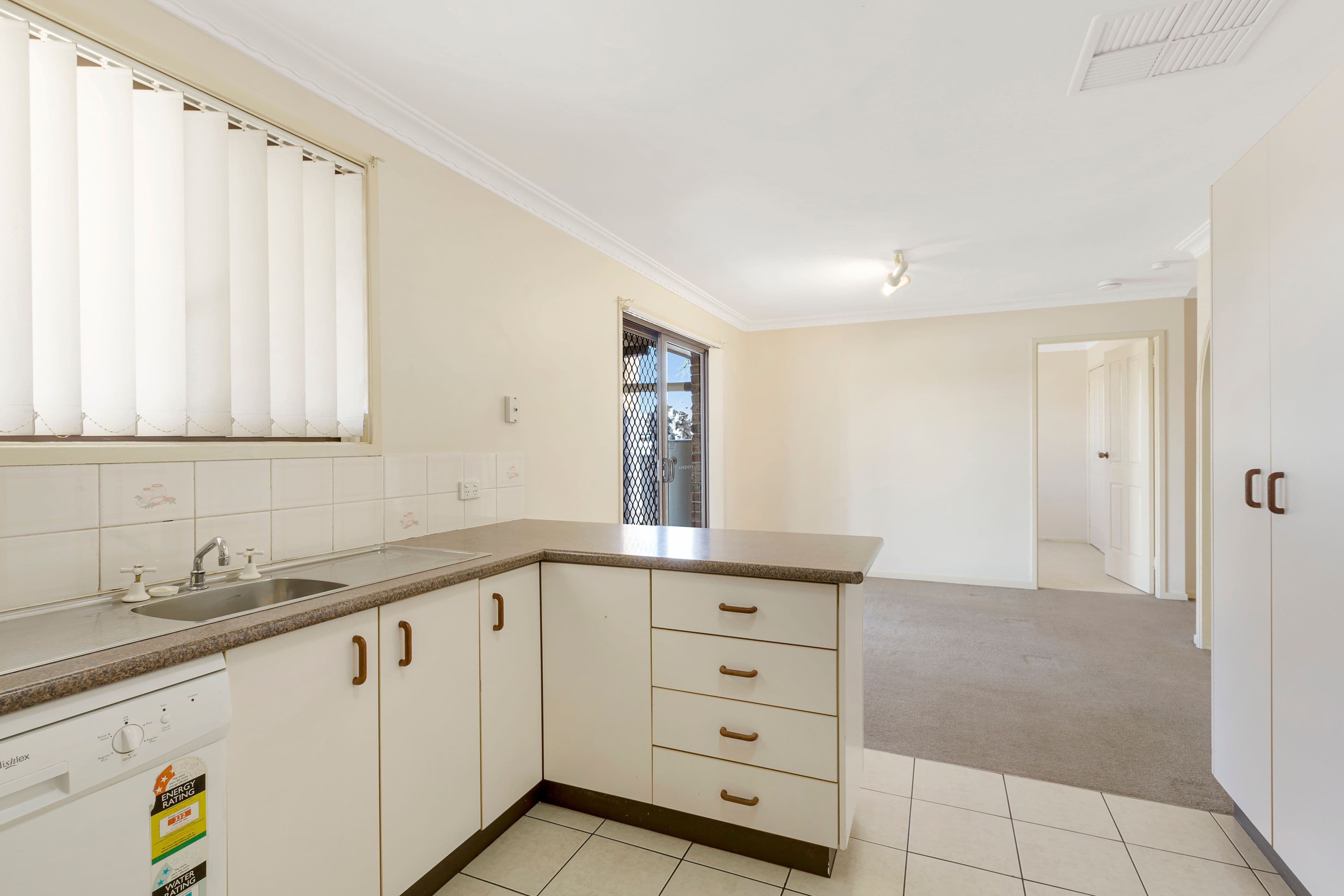 67 Mitchell Street, Tamworth NSW 2340, Tamworth - Thumbnail 3
