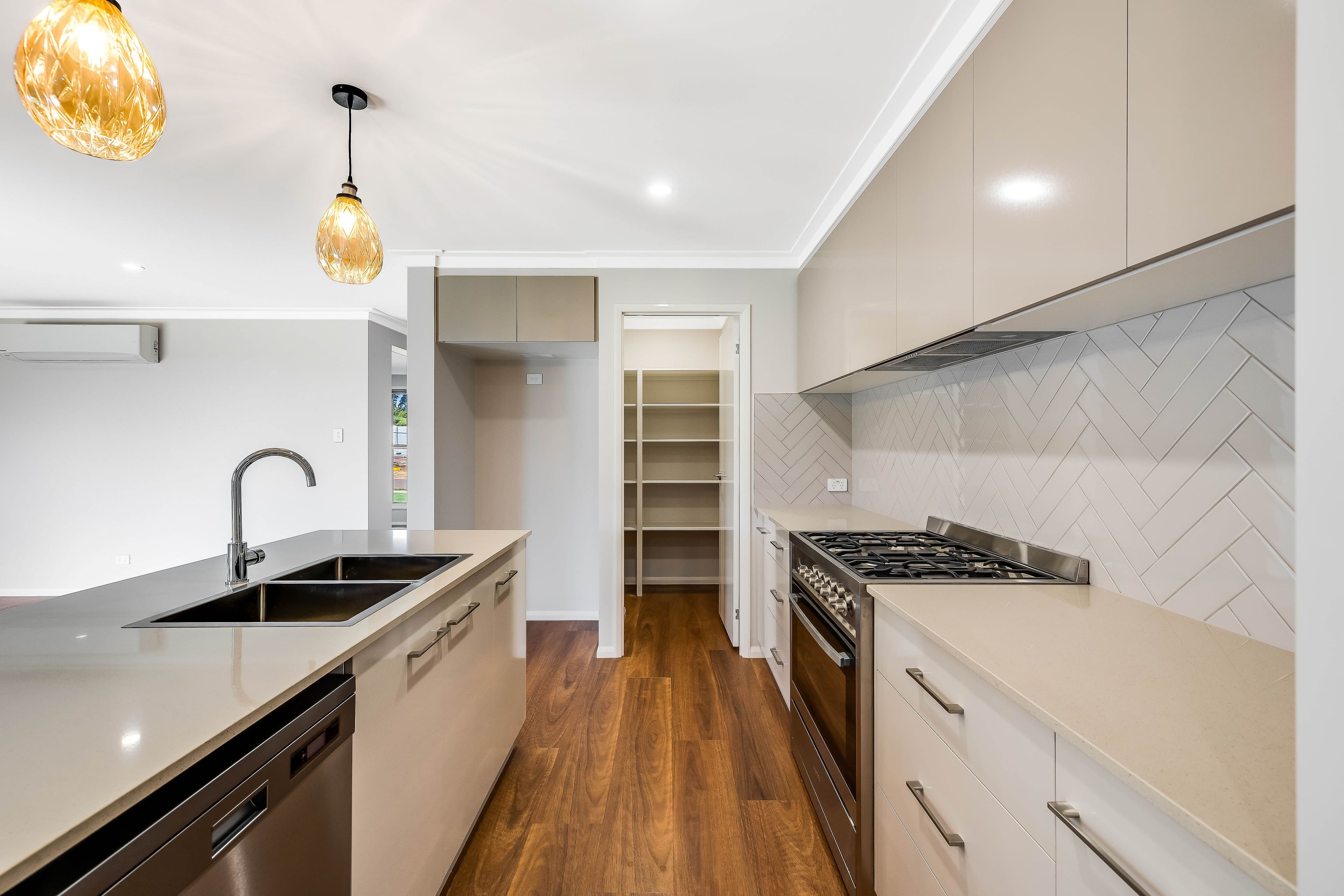 30 McGee Drive, Kearneys Spring QLD 4350, Kearneys Spring - Thumbnail 5