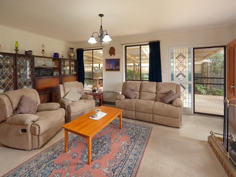 166 Clarke Street, HOWLONG NSW 2643, Howlong - Thumbnail 4