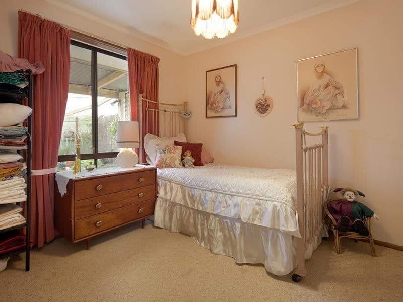 166 Clarke Street, HOWLONG NSW 2643, Howlong - Thumbnail 6