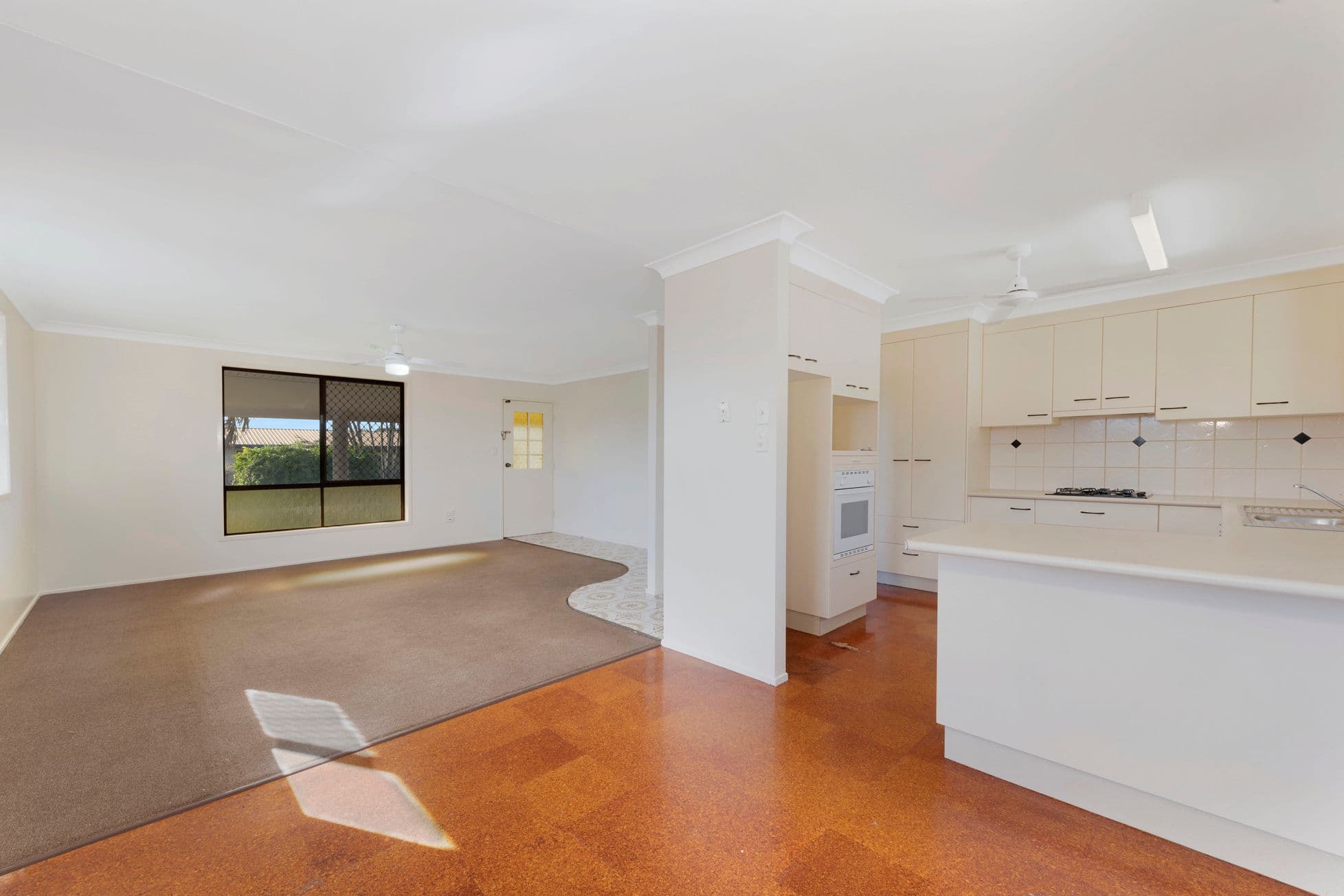 2 Lutz Court, Avenell Heights QLD 4670, Avenell Heights - Thumbnail 4