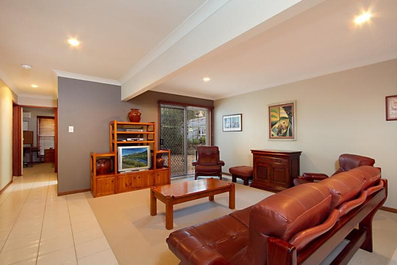 66 Creekside Street,  Kenmore Hills, Kenmore Hills - Thumbnail 4