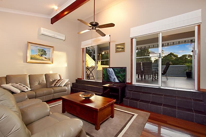 66 Creekside Street,  Kenmore Hills, Kenmore Hills - Thumbnail 5