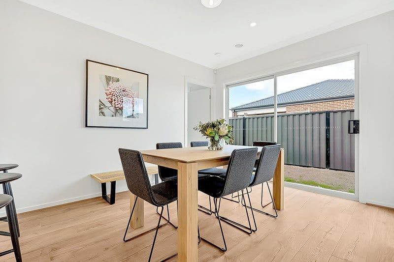 10 Frangipani Way, Mickleham VIC 3064, Mickleham - Thumbnail 3