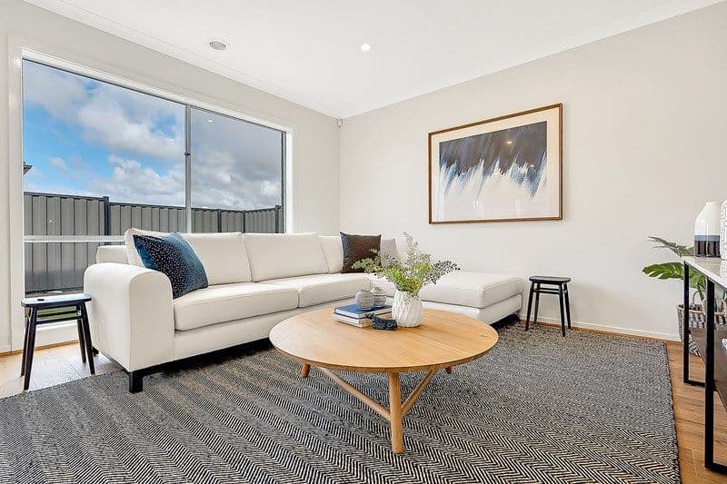 10 Frangipani Way, Mickleham VIC 3064, Mickleham - Thumbnail 4