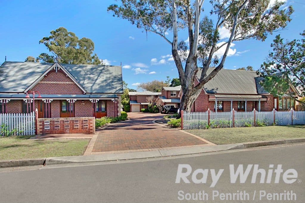 37 Warwick Street, Penrith NSW 2750, Penrith - Image 1