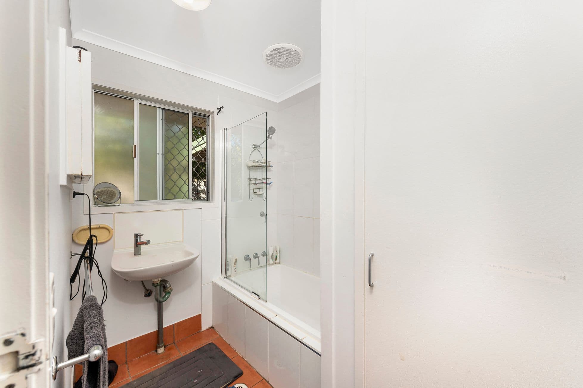 57 Heaps Street, Avenell Heights QLD 4670, Avenell Heights - Thumbnail 6