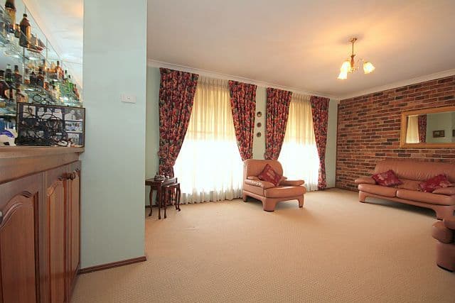 15 Linda Avenue, BASS HILL NSW 2197, Bass Hill - Thumbnail 3