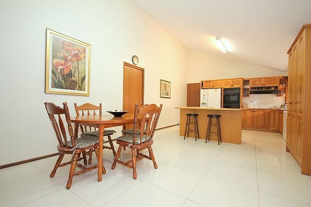 15 Linda Avenue, BASS HILL NSW 2197, Bass Hill - Thumbnail 5