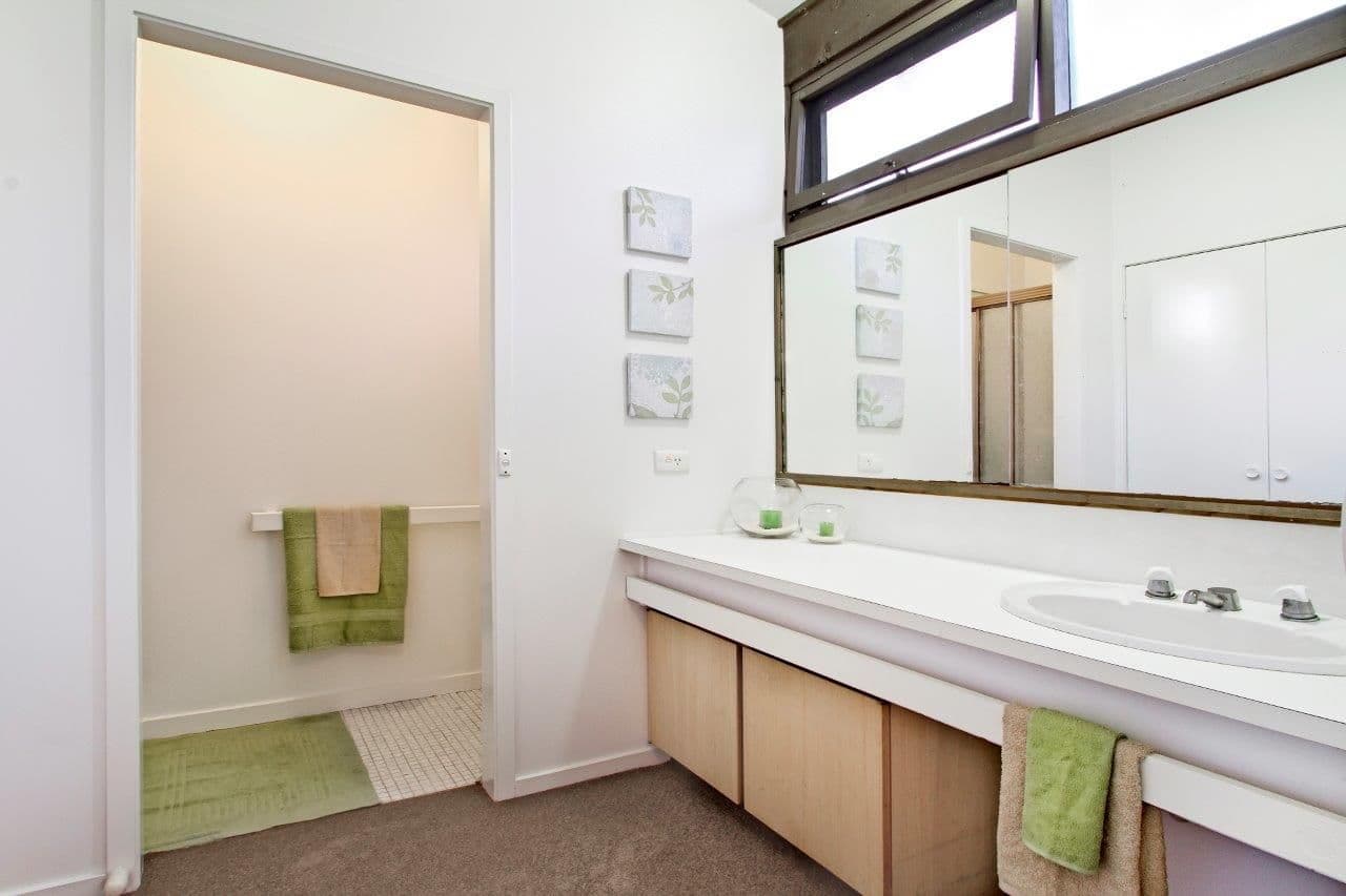 94 McLaughlans Lane, PLENTY VIC 3090, Plenty - Thumbnail 5