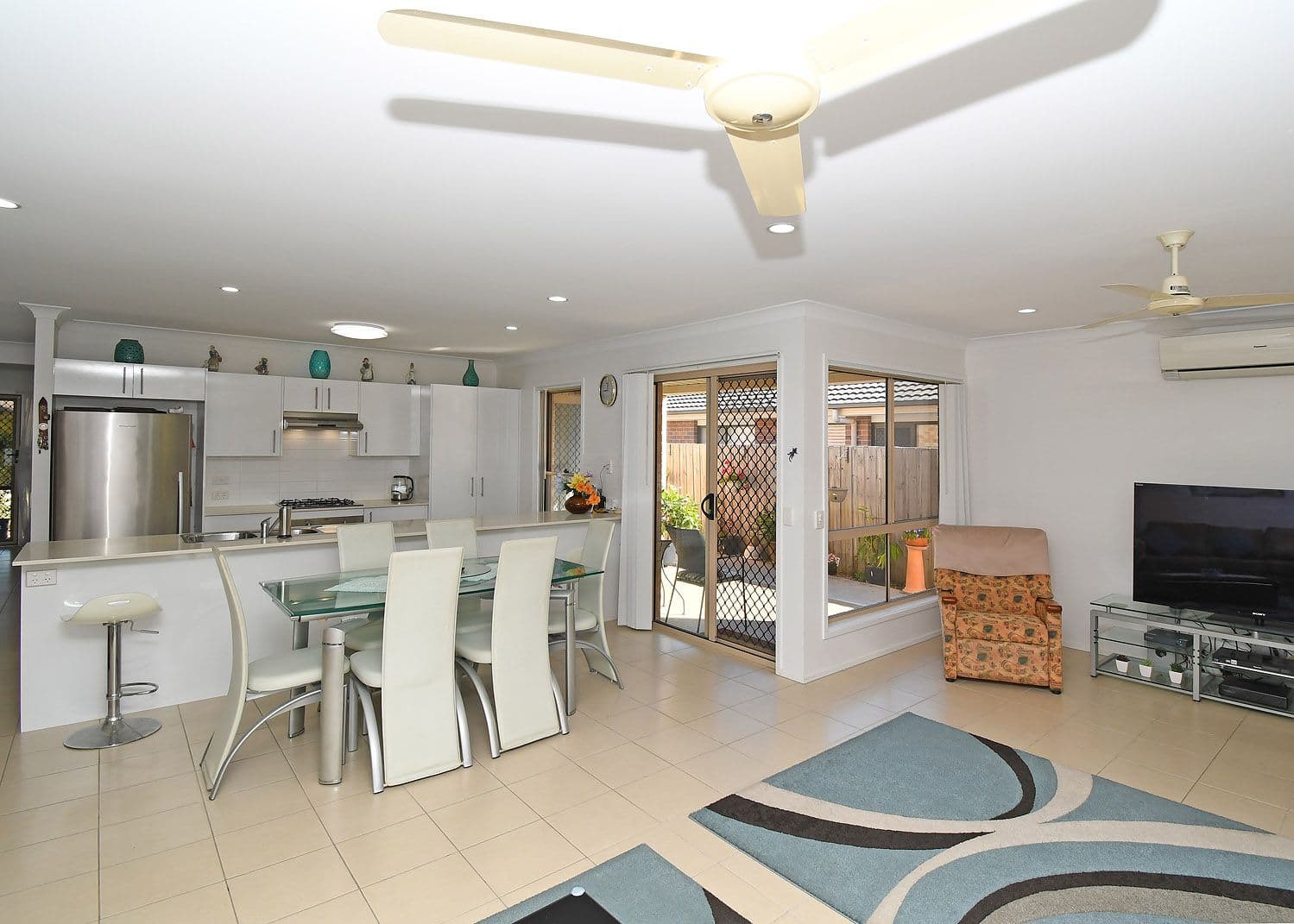 15 Santa Maria Avenue, Urraween QLD 4655, Urraween - Thumbnail 5
