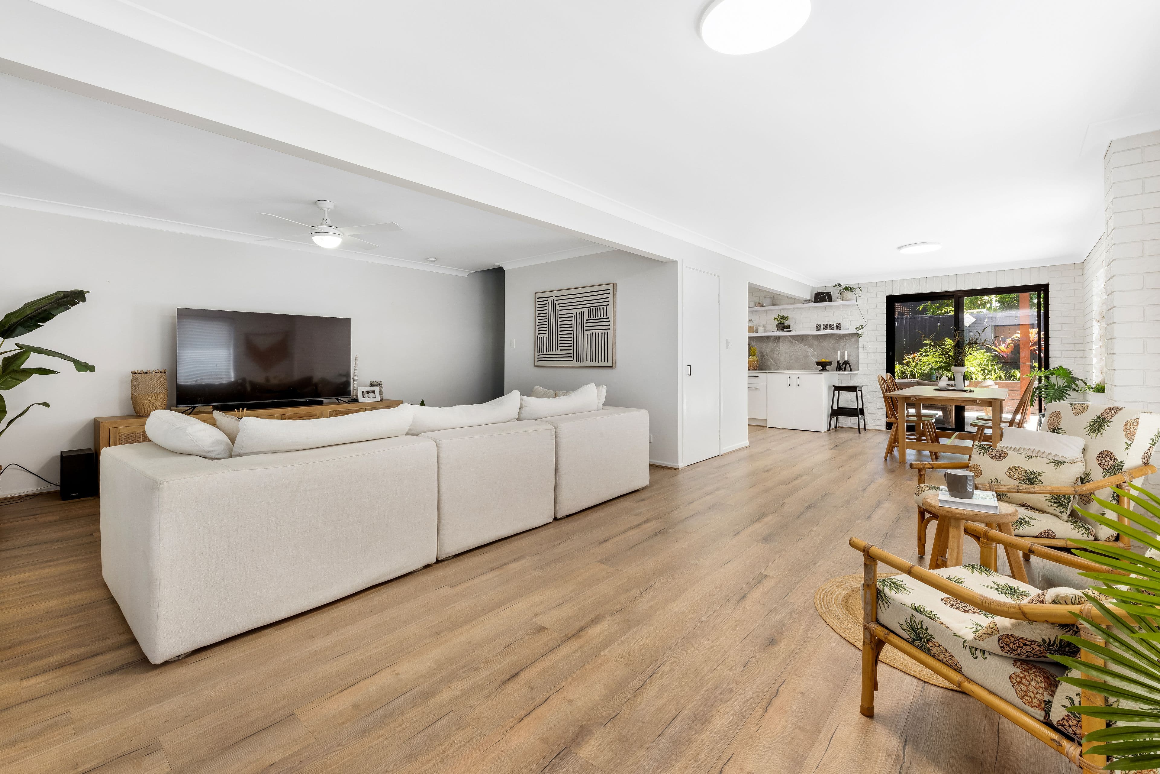 46 Lawrence Street, Mooloolaba QLD 4557, Mooloolaba - Thumbnail 8