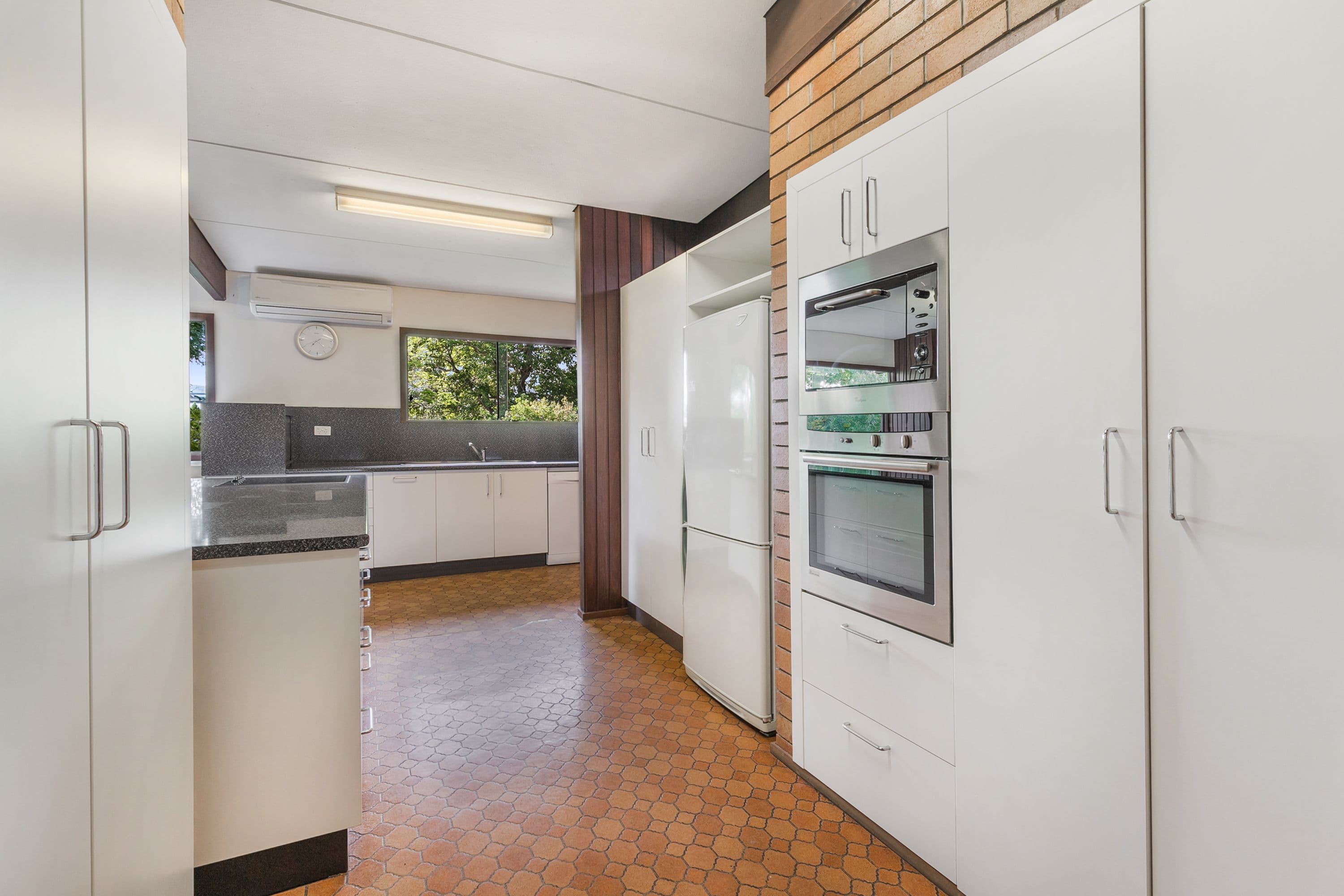 16 Gilruth Road, Kenmore QLD 4069, Kenmore - Thumbnail 7