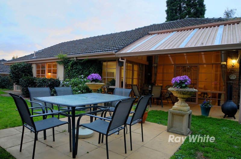 38 Jessica Close, WANTIRNA SOUTH VIC 3152, Wantirna South - Thumbnail 3