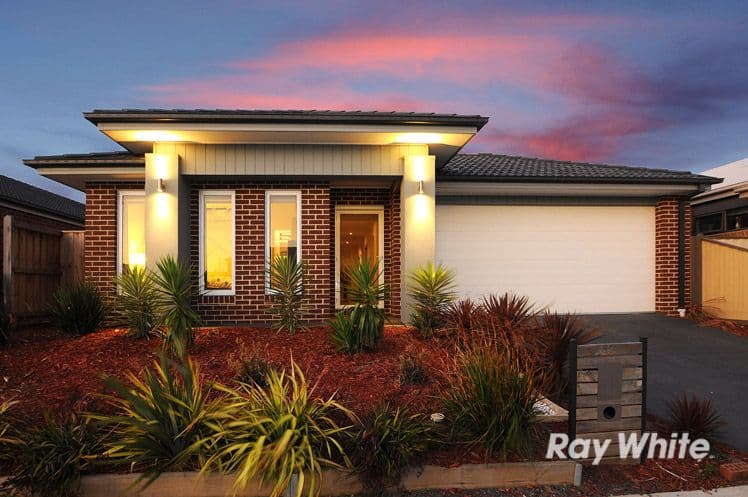 59 Linden Tree Way, Cranbourne North VIC 3977, Cranbourne North - Image 1