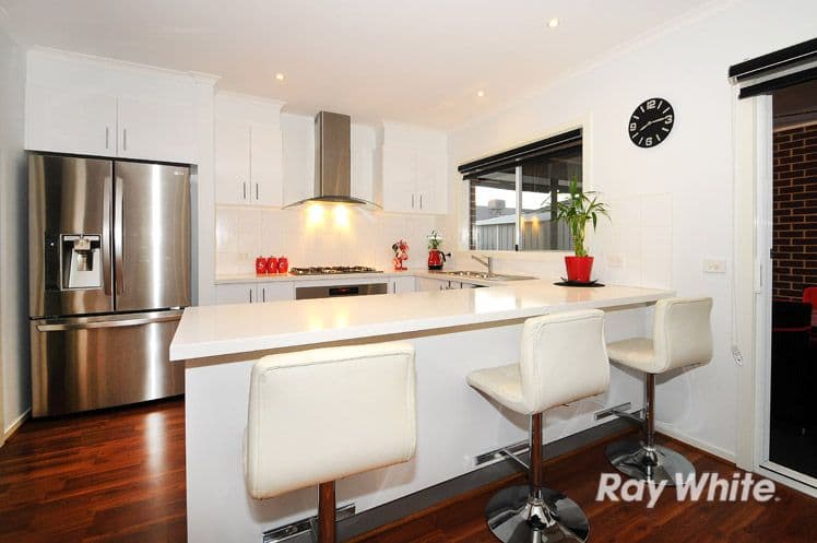 59 Linden Tree Way, Cranbourne North VIC 3977, Cranbourne North - Thumbnail 5