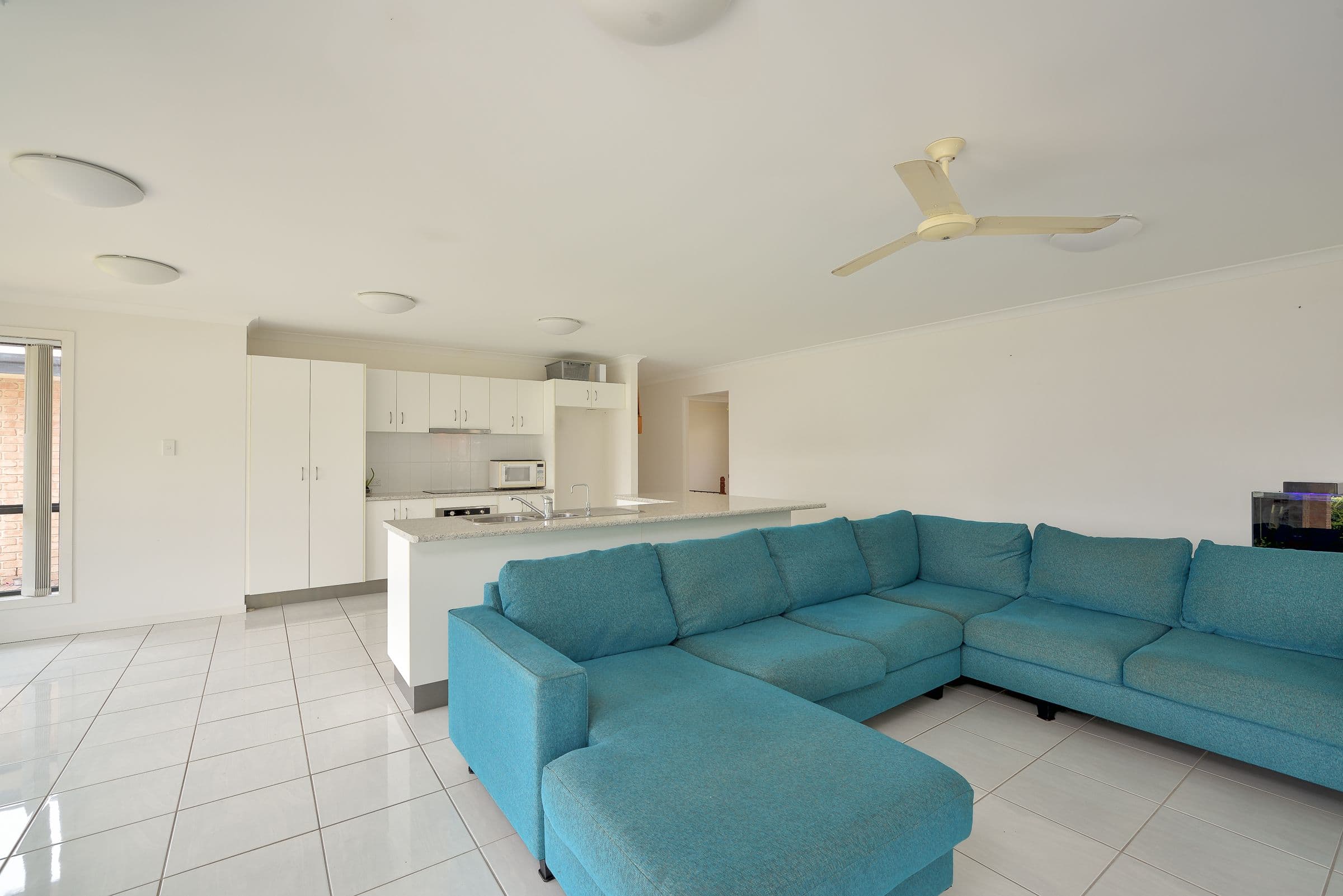 34 Iris Road, Kirkwood QLD 4680, Kirkwood - Thumbnail 3