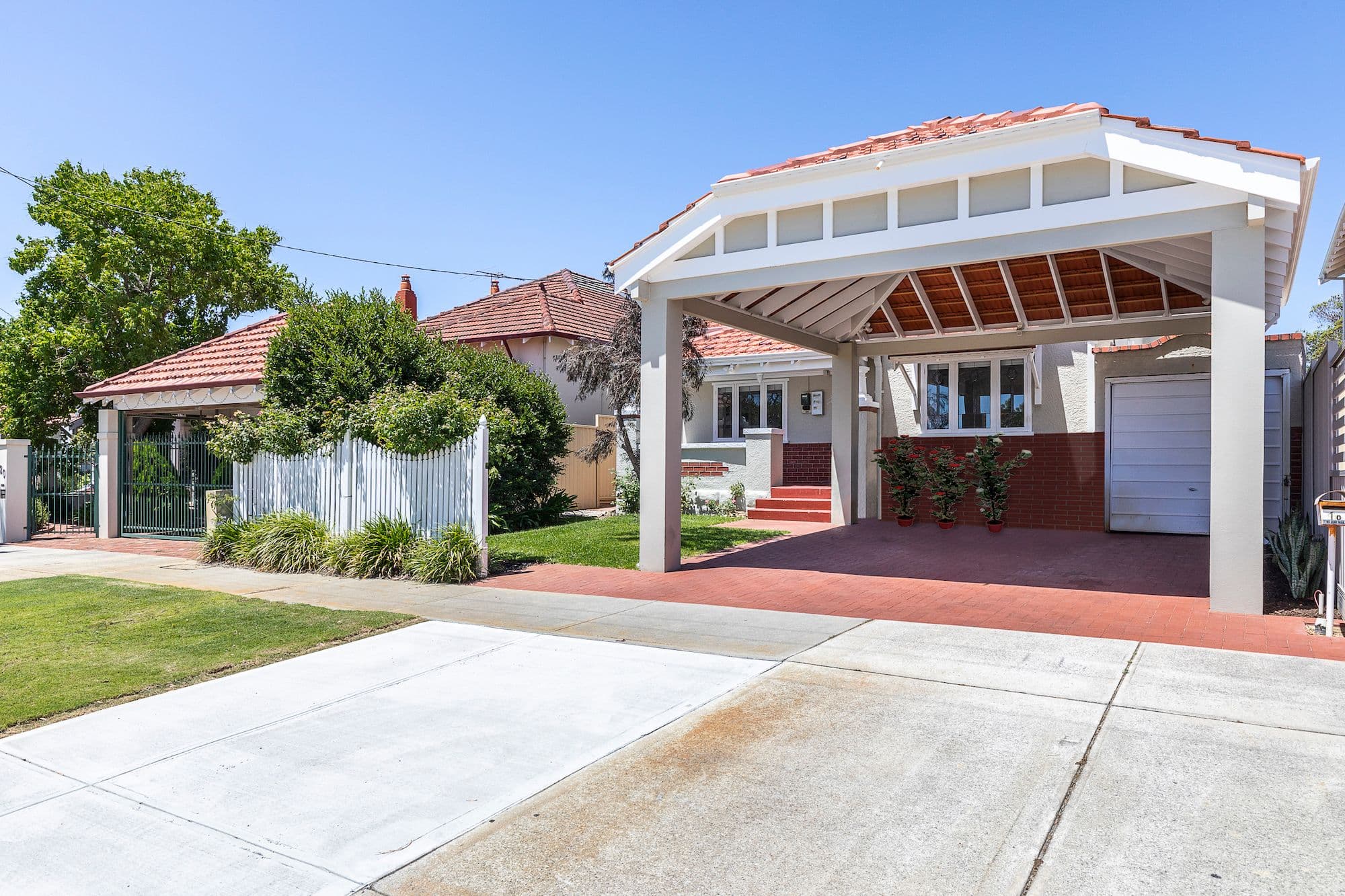 18 Birrell Street, Mount Hawthorn WA 6016, Mount Hawthorn - Image 1