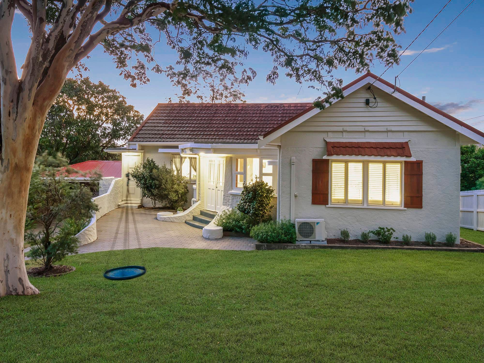 19 Albert Street, Holland Park West QLD 4121, Holland Park West - Image 1