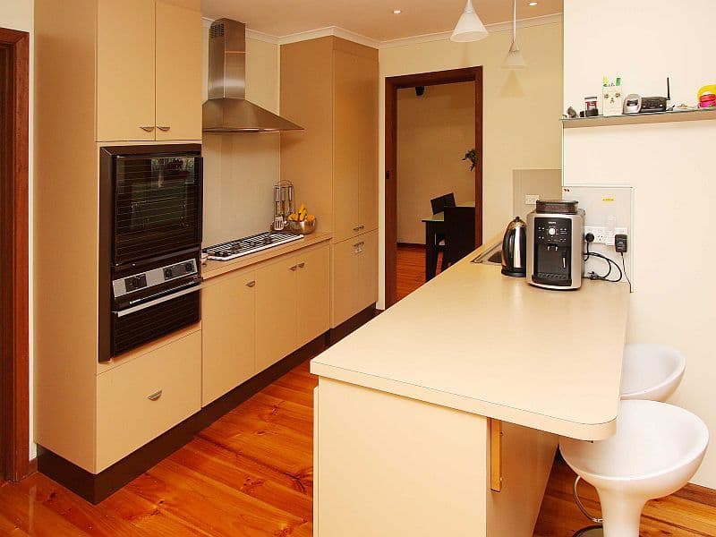 21 Higgs Avenue, MILL PARK VIC 3082, Mill Park - Thumbnail 2