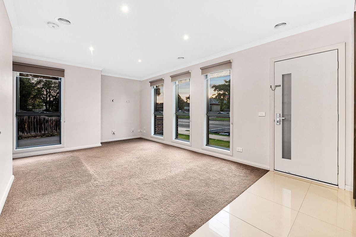 36 Codrington Street, Cranbourne VIC 3977, Cranbourne - Thumbnail 8
