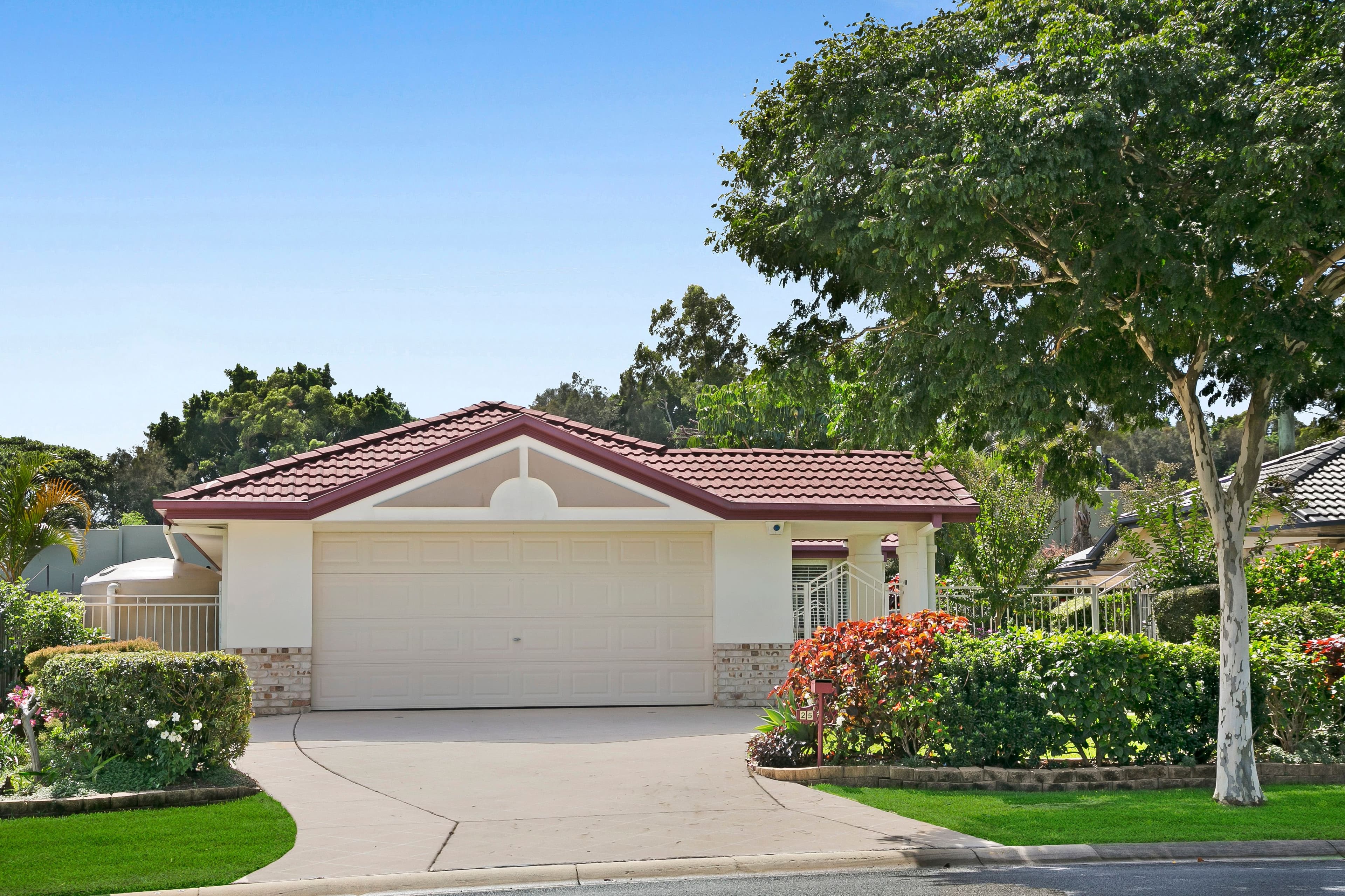 25 Madeline Street, Mudgeeraba QLD 4213, Mudgeeraba - Image 1