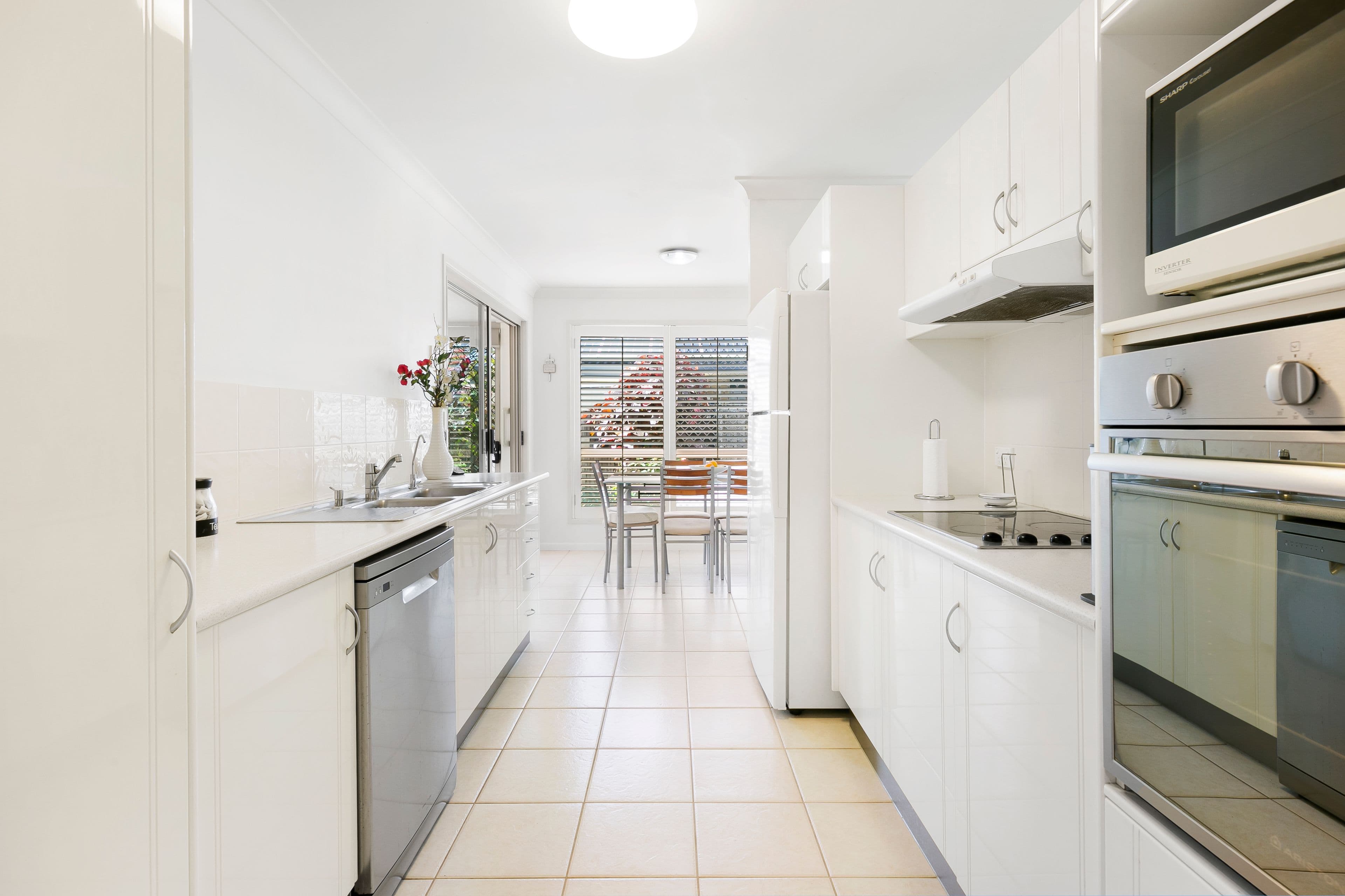 25 Madeline Street, Mudgeeraba QLD 4213, Mudgeeraba - Thumbnail 7