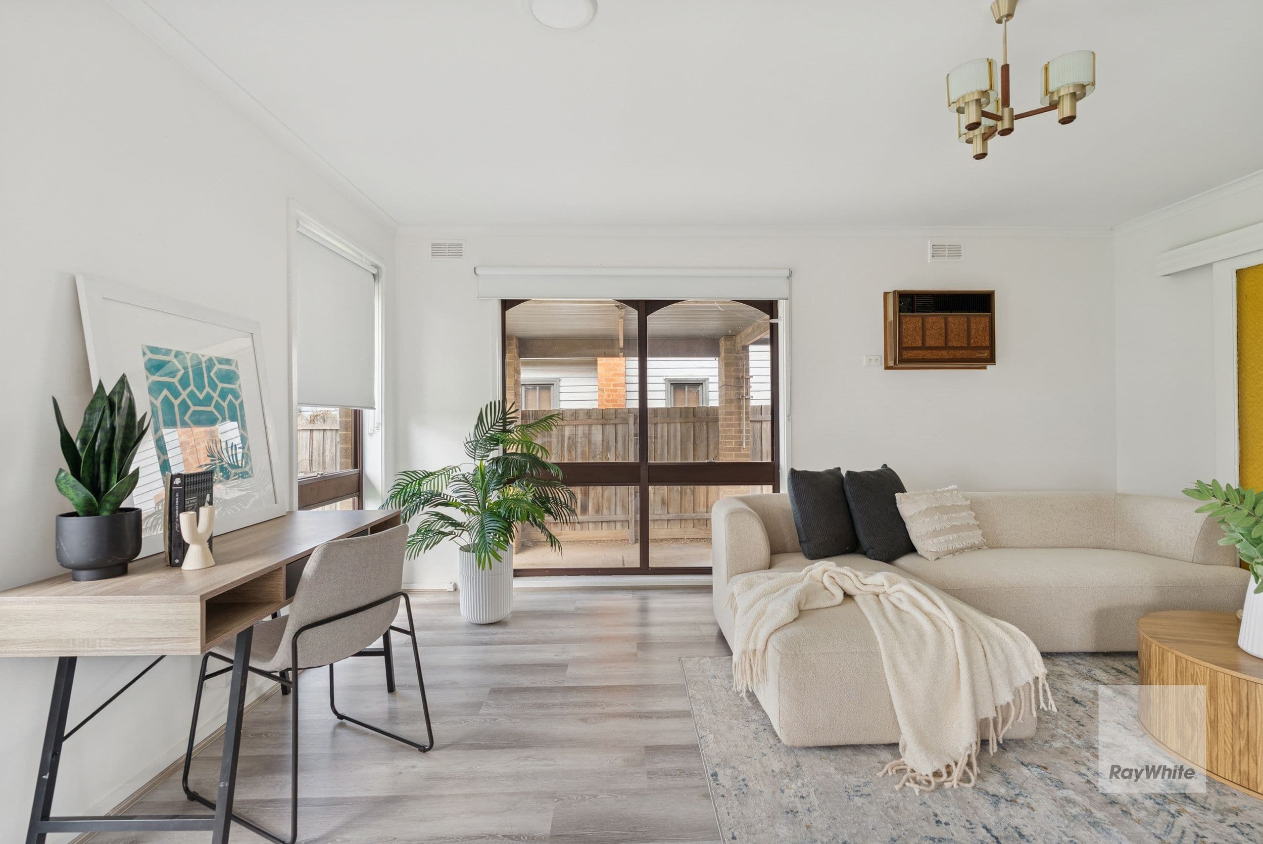 32 Tarneit Road, Werribee VIC 3030, Werribee - Thumbnail 2