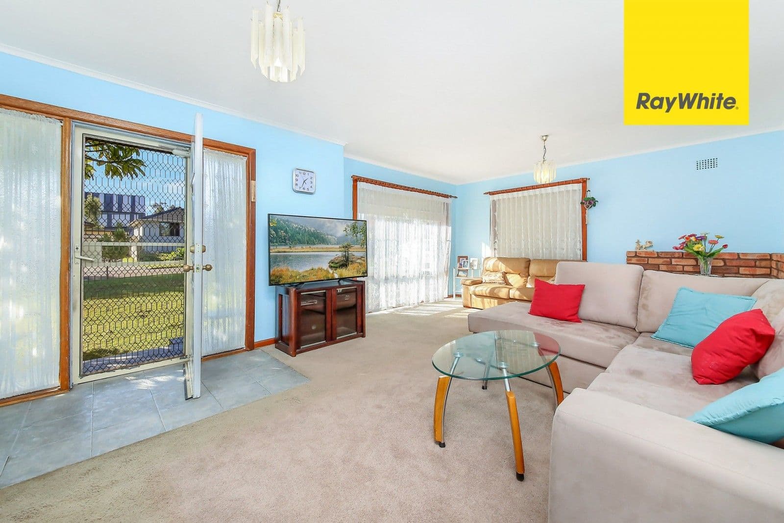 7 Coorabin Place, Riverwood - Thumbnail 2