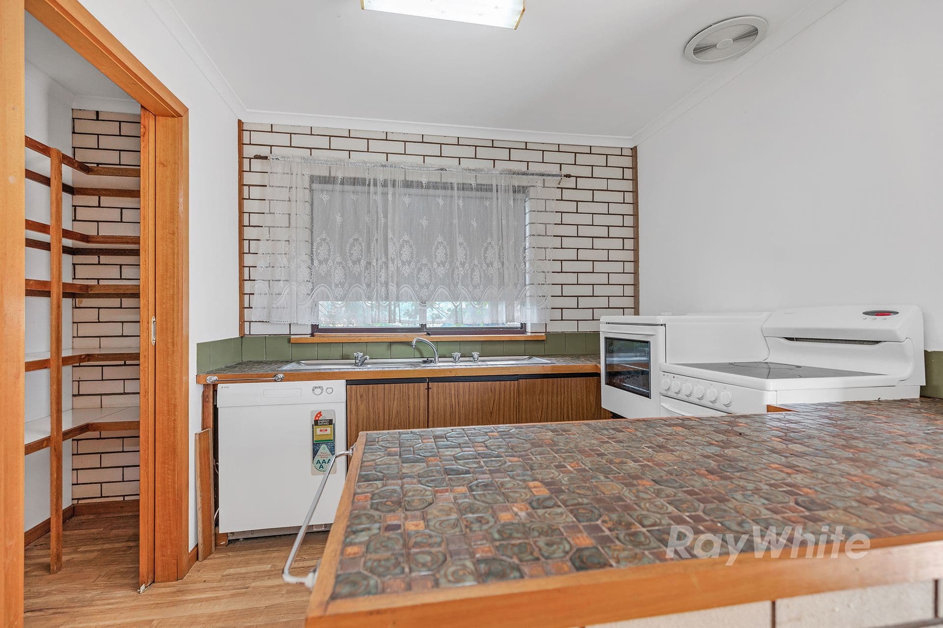 63 Queen Street, Rochester VIC 3561, Rochester - Thumbnail 6