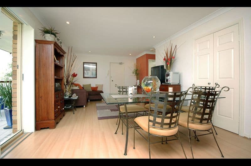 32 Weston Street, COORPAROO QLD 4151, Coorparoo - Thumbnail 2