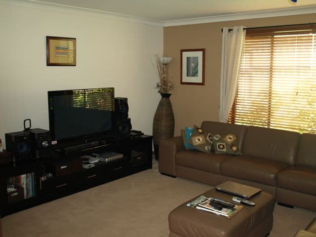 4 Davidson Place, CARRARA QLD 4211, Carrara - Thumbnail 5