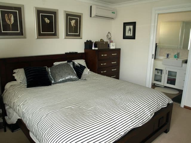 4 Davidson Place, CARRARA QLD 4211, Carrara - Thumbnail 7