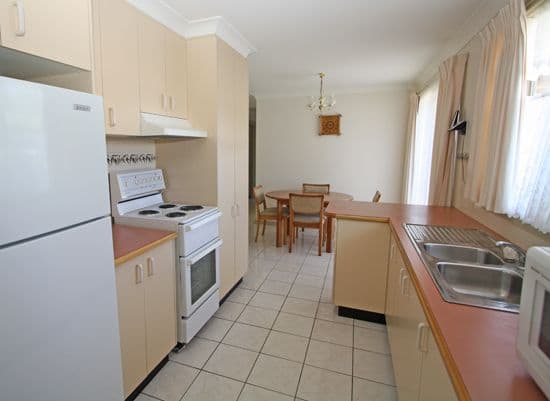 82 Butmaroo Street, BUNGENDORE NSW 2621, Bungendore - Thumbnail 3