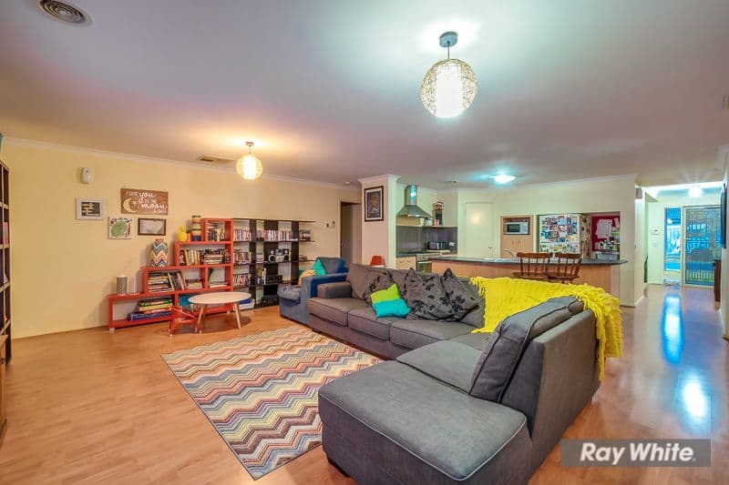 7 Abbington Drive, Truganina VIC 3029, Truganina - Thumbnail 5