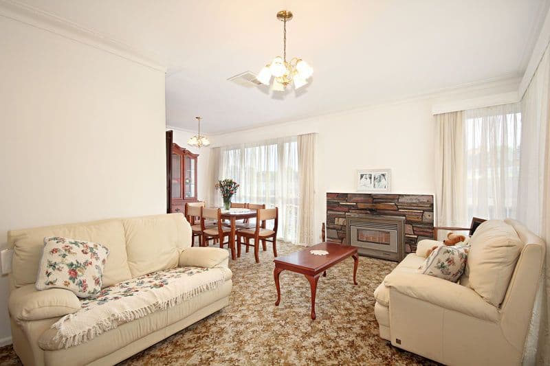 37 Ian Grove, MOUNT WAVERLEY VIC 3149, Mount Waverley - Thumbnail 2