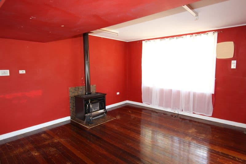202 Parry Street, Charleville QLD 4470, Charleville - Thumbnail 3