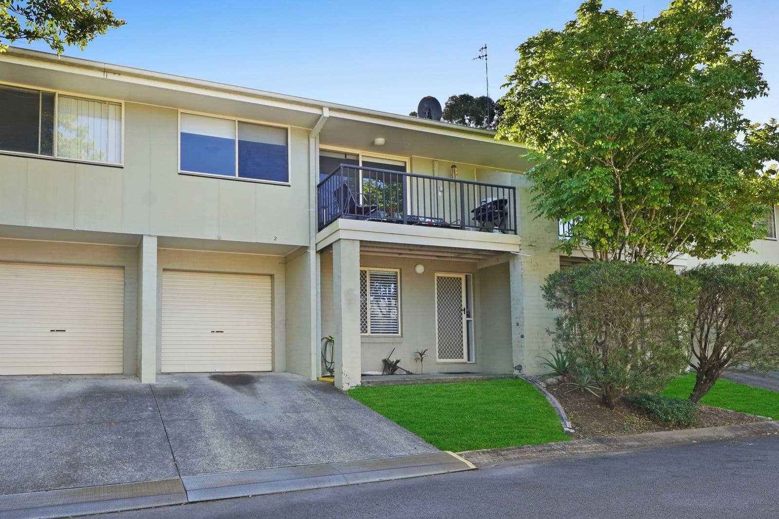 3 Arundel Drive, Arundel QLD 4214, Arundel - Image 1