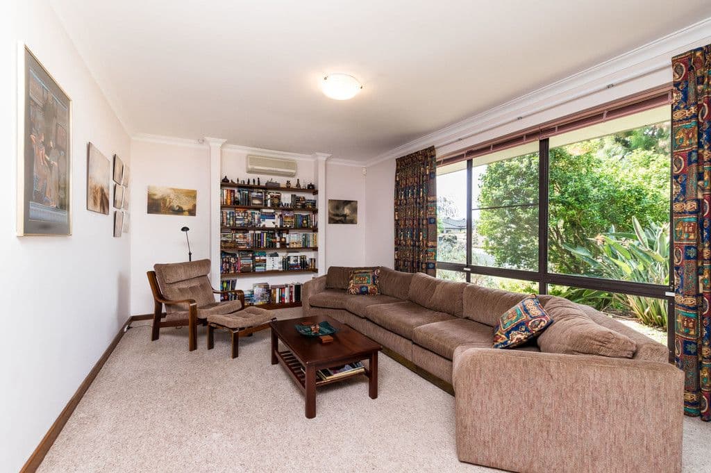 33 Windelya Road, Kardinya WA 6163, Kardinya - Thumbnail 2